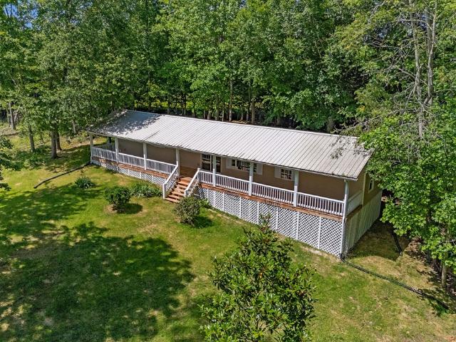 House for sale in Fairview, Byrdstown