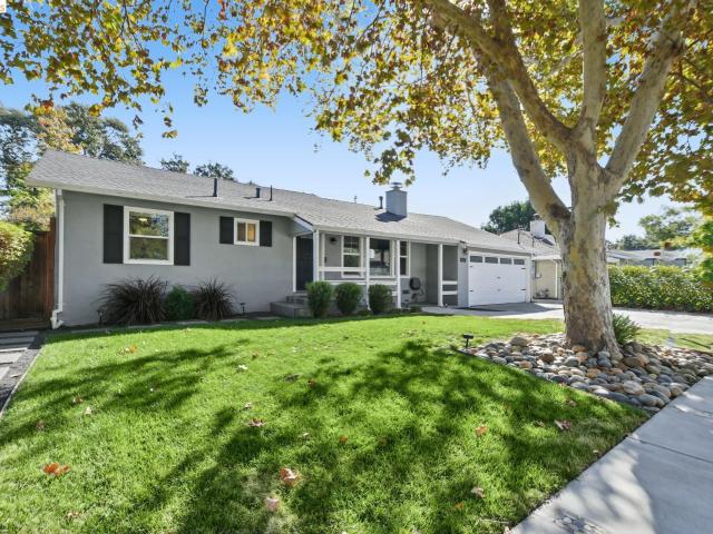 House for sale in Pleasant Valley, Pleasant Hill