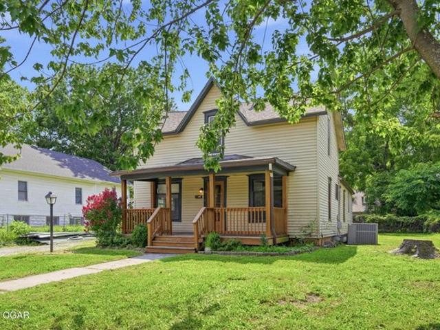 House for sale in Carthage, Missouri