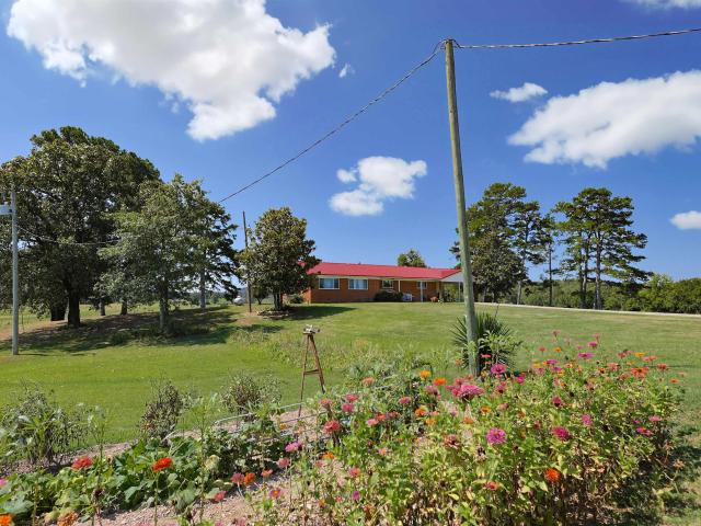 House for sale in Ark