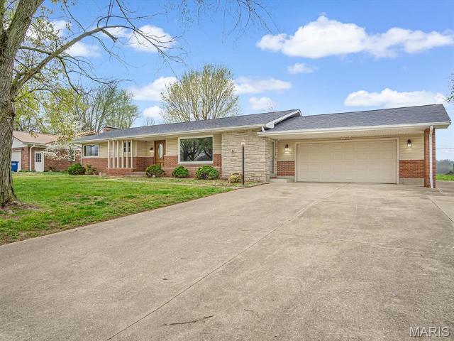House for sale in Randolph, Illinois