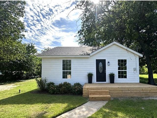 House for sale in Comanche, Texas