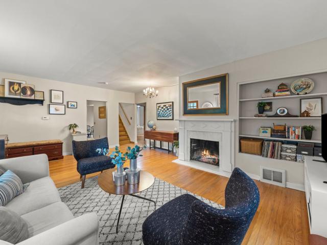 House for sale in Batavia, Kane County