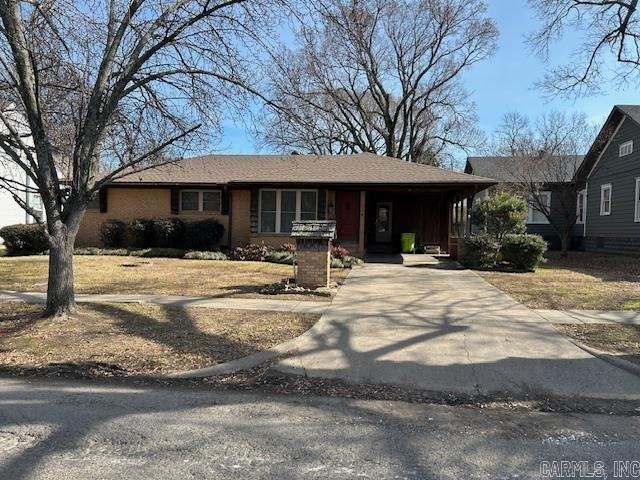 House for sale in Ark