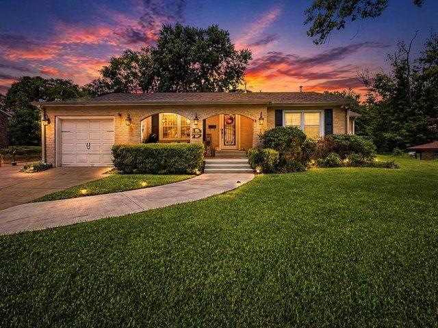 House for sale in Palestine, Texas