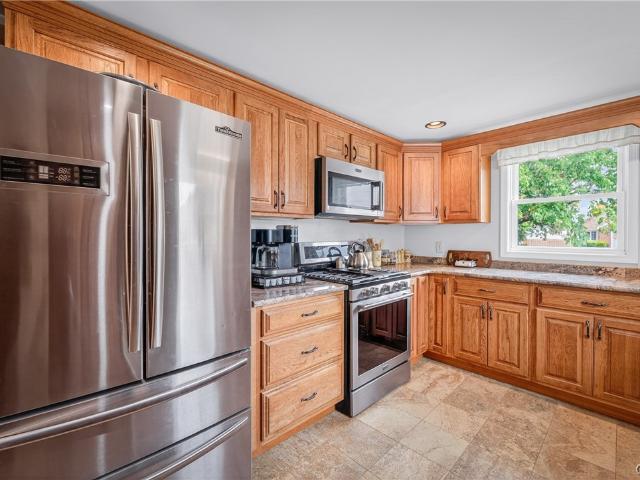 House for sale in Oneida, New York
