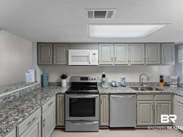 House for sale in Gulf Shores, Alabama