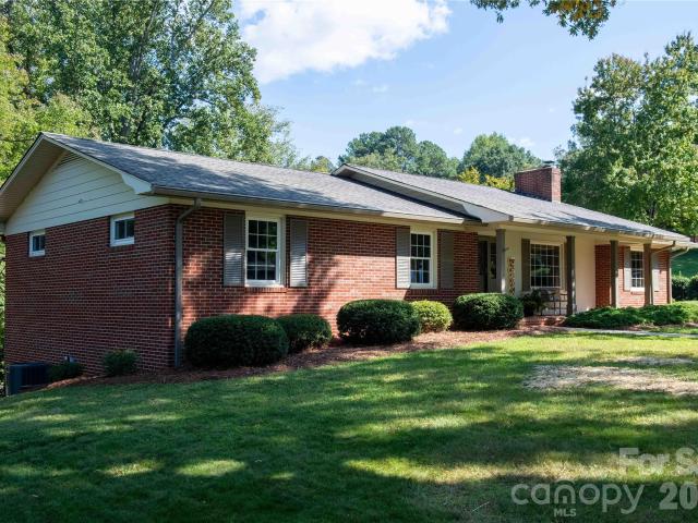 House for sale in Valdese, Burke County
