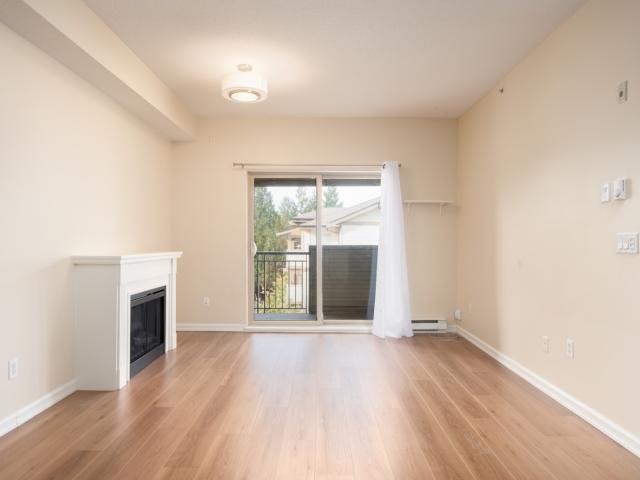 Apartment for rent in South Surrey, Surrey