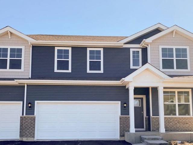House for sale in Mchenry, Illinois