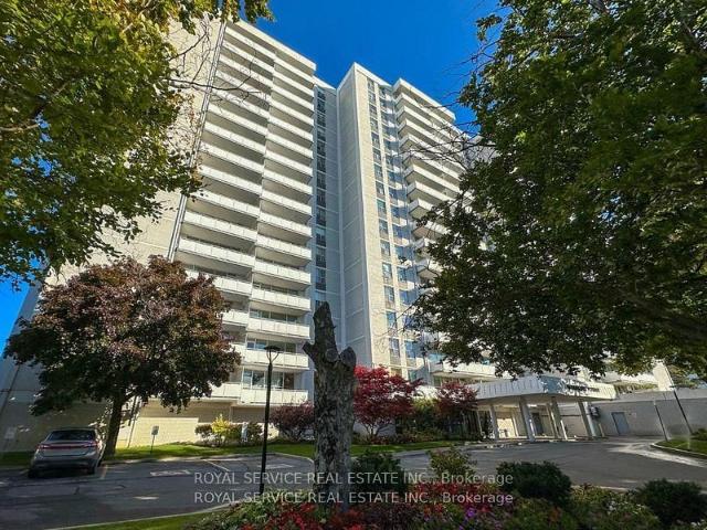 Condo for sale in Toronto, Golden Horseshoe