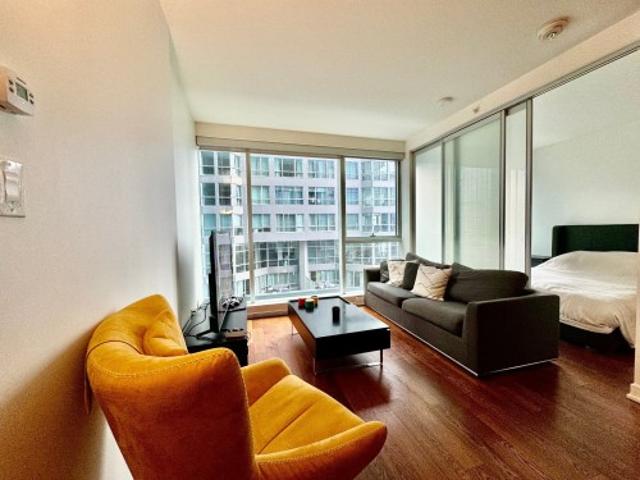 Condo for sale in Ville-Marie, Montréal