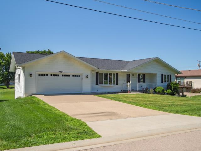House for sale in Fulton, Whiteside County