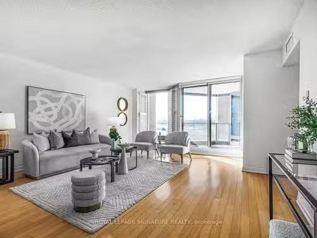 Condo for sale in Etobicoke