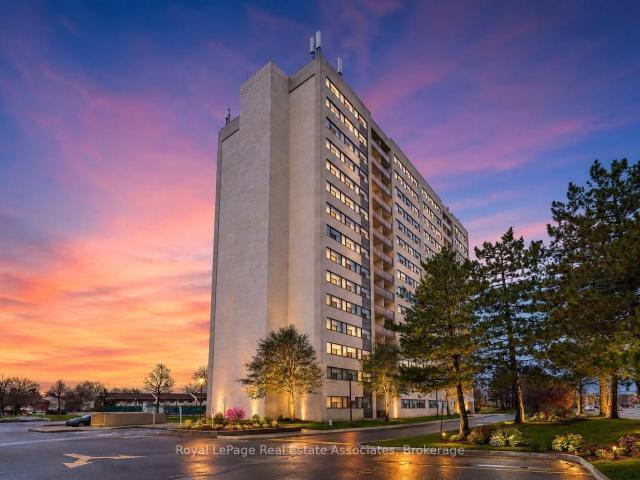 Condo for sale in Woburn, Ontario
