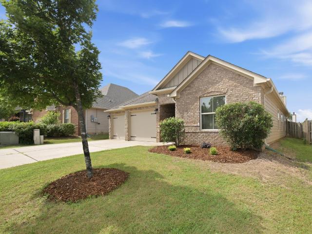 House for sale in Calera, Alabama