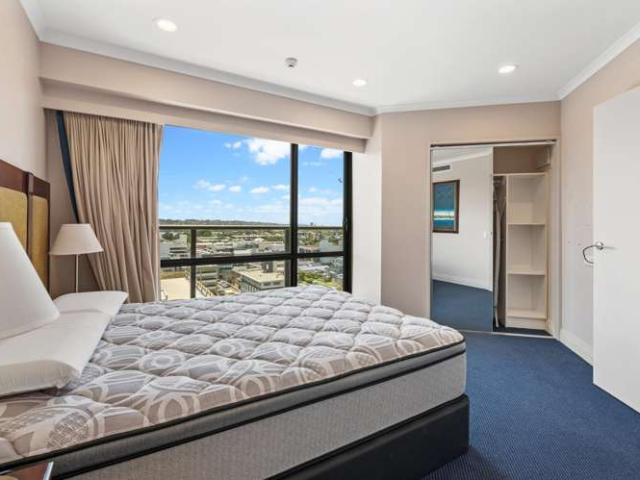 Retail for sale in Takapuna