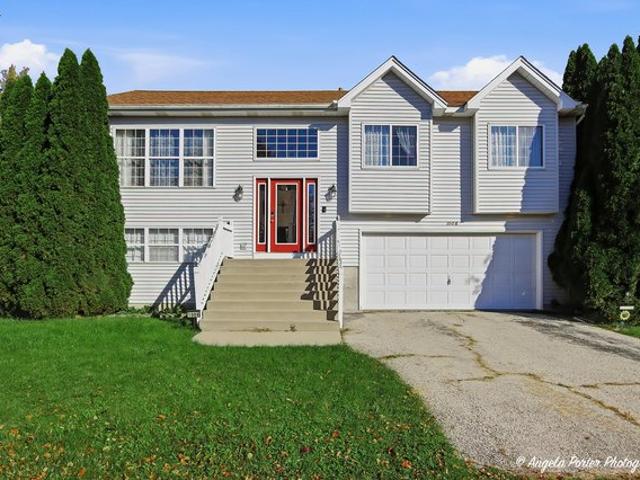 House for sale in Harvard, McHenry County