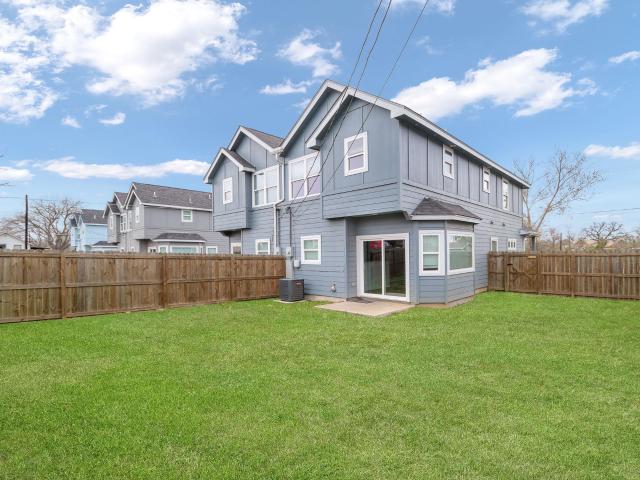 House for sale in Luling, Texas