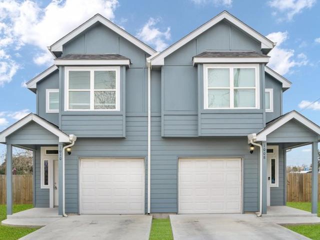 House for sale in Luling, Texas