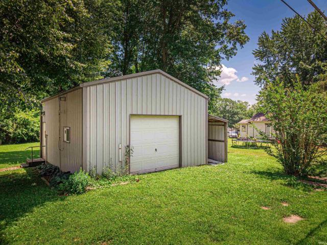 House for sale in Winslow, Indiana