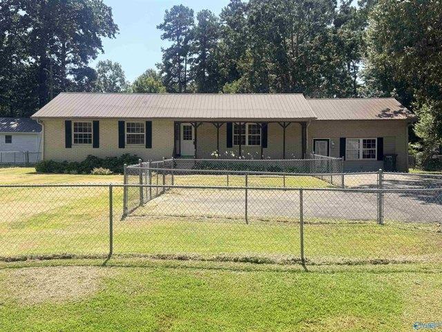 House for sale in Centre, Alabama