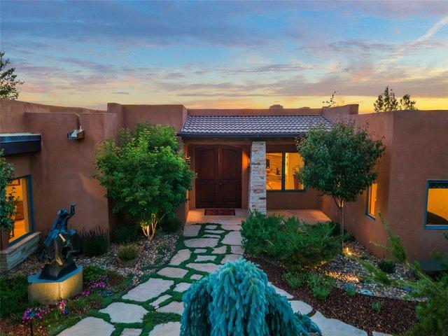 House for sale in Santa Fe, New Mexico