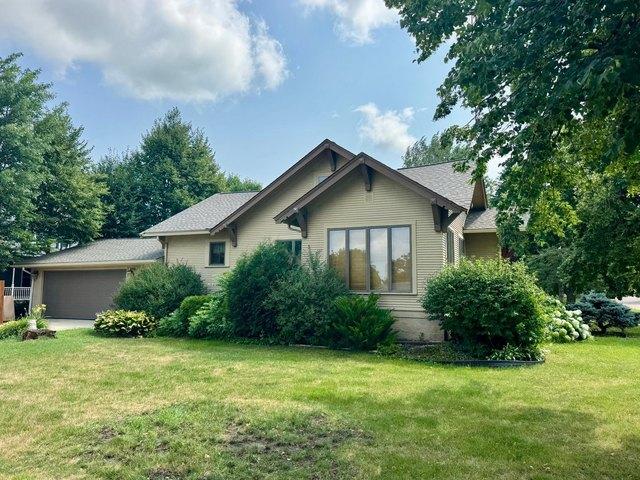 House for sale in Olivia, Minnesota