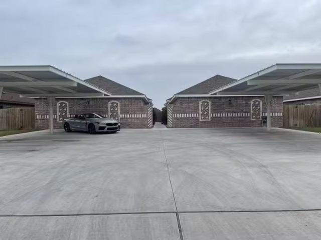 Condo for rent in Mission