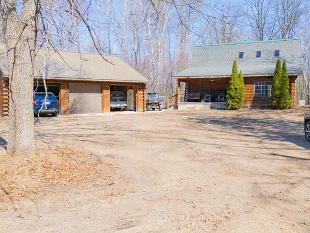 House for sale in Houghton Lake House for sale in Houghton Lake