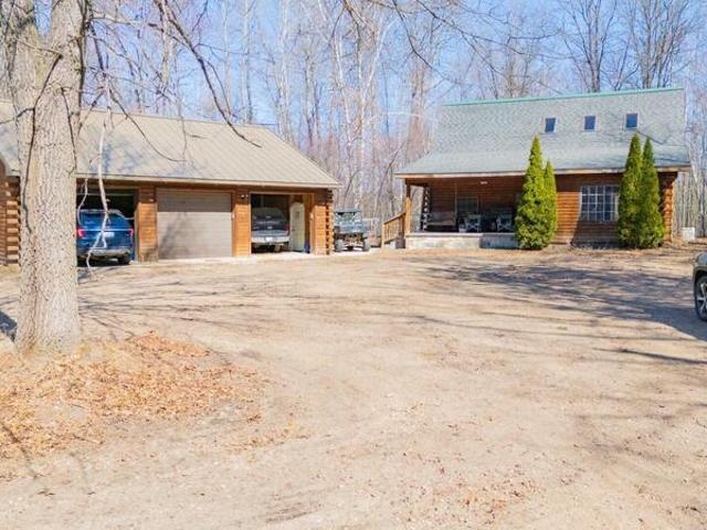 House for sale in Houghton Lake House for sale in Houghton Lake