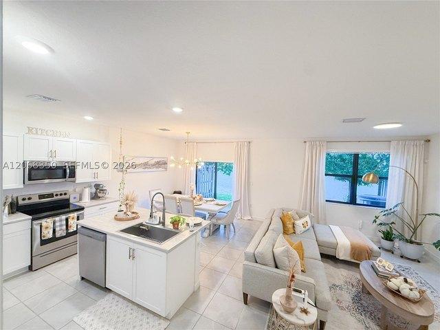 Townhouse for sale in Miami, Florida