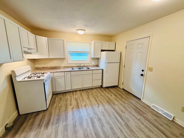House for sale in Silvis, Illinois