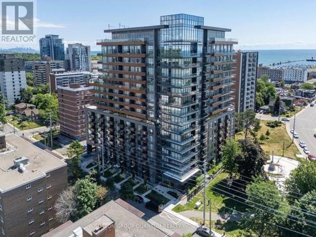 Condo for sale in Port Credit, Mississauga