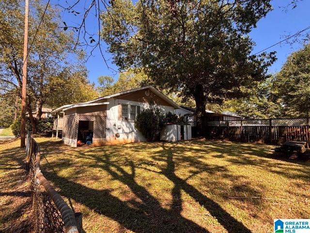 House for sale in West Fairfield, Midfield