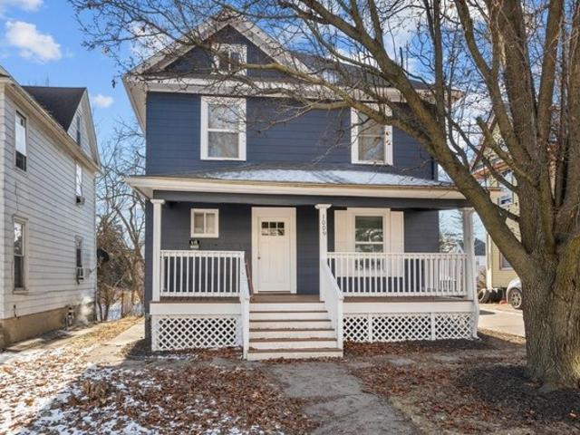 House for sale in Davenport, Iowa