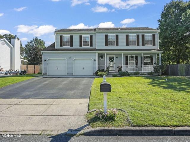 House for sale in Manahawkin, New Jersey