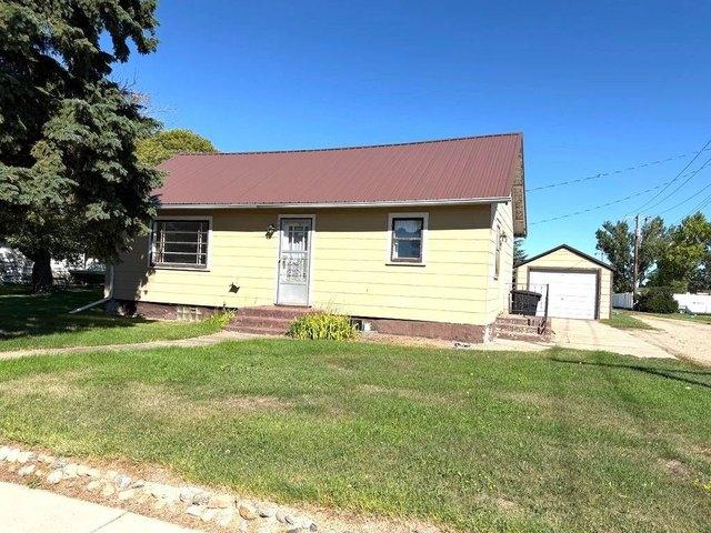 House for sale in Wishek, McIntosh County