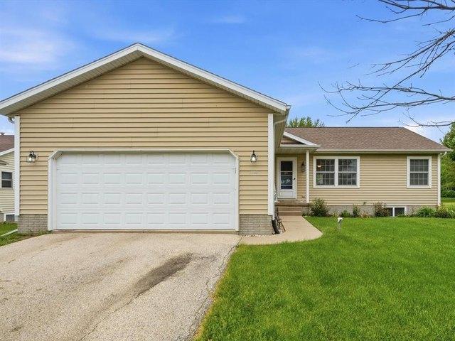 House for sale in Linn, Iowa