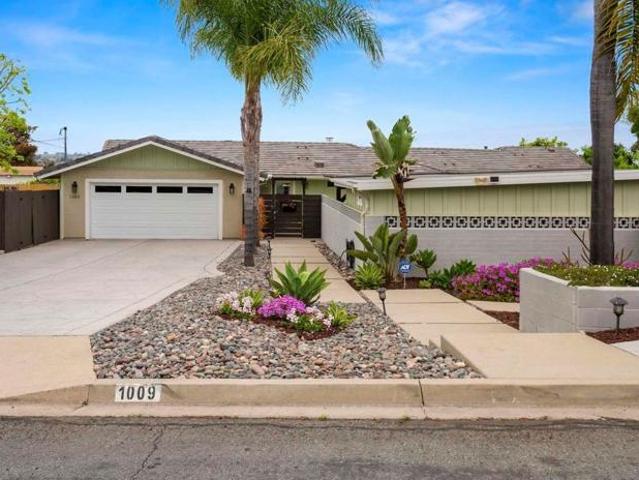 House for sale in Bonita, California