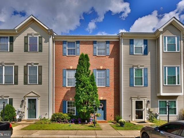 Townhouse for sale in Gambrills, Maryland