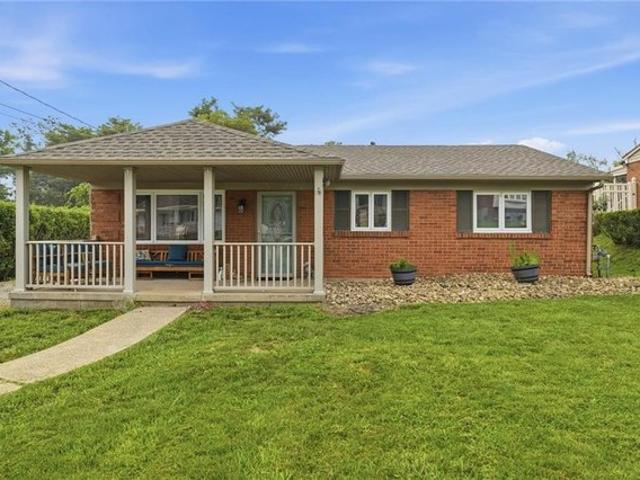 House for sale in Elizabeth, Pennsylvania