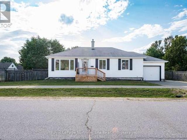 House for sale in North Bay, Ontario