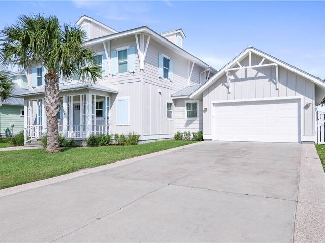House for sale in Rockport