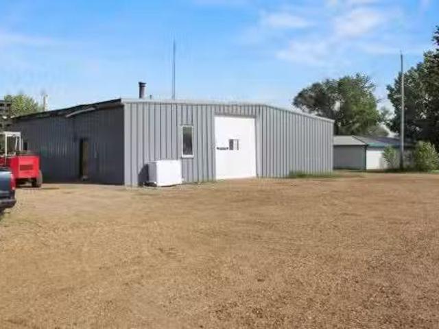 House for sale in Ohaton, Alberta