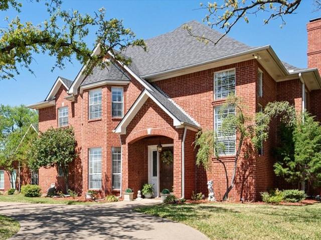 House for sale in Kennedale, Texas