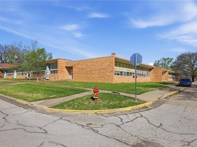 Commercial for sale in Kansas