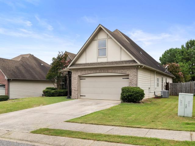 House for sale in Calera, Alabama