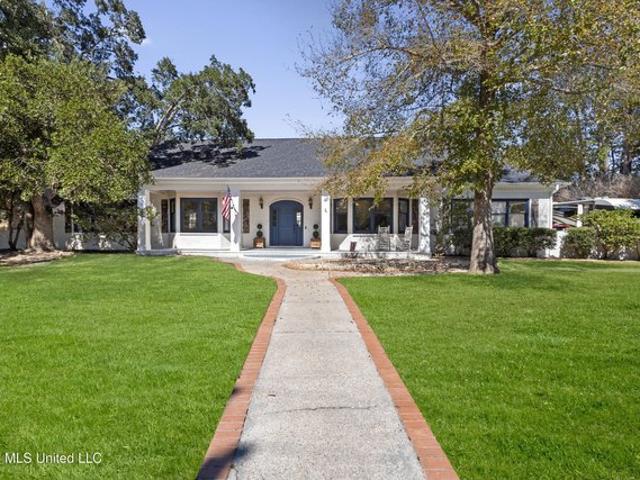 House for sale in Long Beach, Harrison County