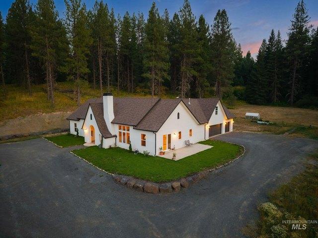 House for sale in Troy, Idaho